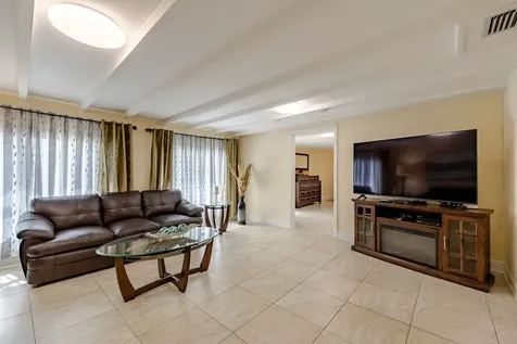 2095 32nd Avenue Vero Beach FL 32960