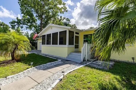 2095 32nd Avenue Vero Beach FL 32960