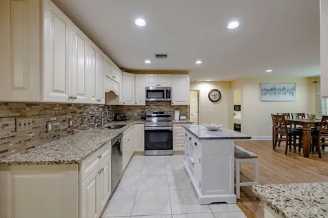 2095 32nd Avenue Vero Beach FL 32960
