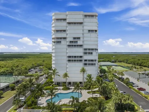 5049 N Highway A1a Fort Pierce FL 34949