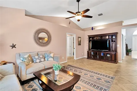 725 Doctor Avenue Sebastian FL 32958