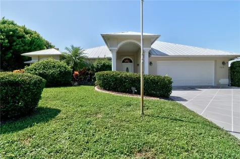 725 Doctor Avenue Sebastian FL 32958