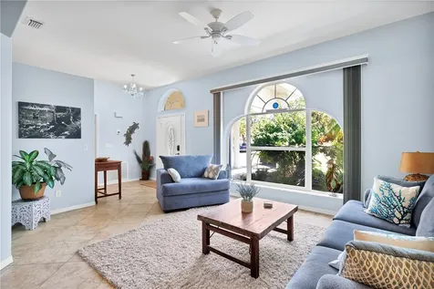 725 Doctor Avenue Sebastian FL 32958
