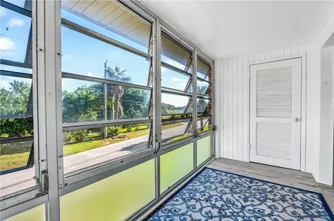 102 Royal Oak Drive Vero Beach FL 32962
