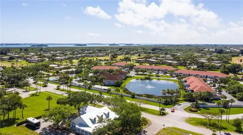 102 Royal Oak Drive Vero Beach FL 32962