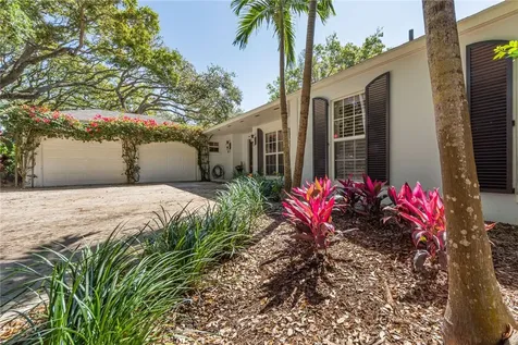 910 Seagrape Lane Vero Beach FL 32963