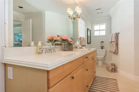 910 Seagrape Lane Vero Beach FL 32963