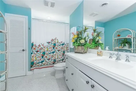 910 Seagrape Lane Vero Beach FL 32963