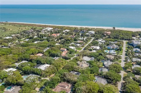 910 Seagrape Lane Vero Beach FL 32963