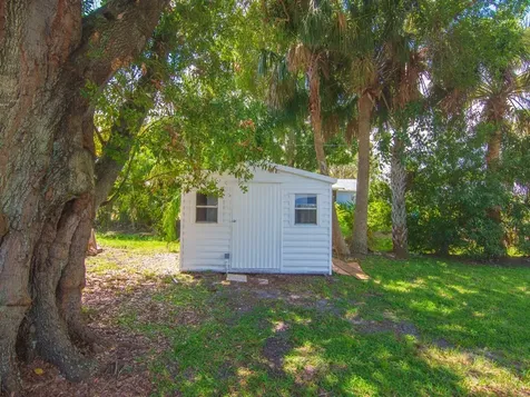 517 Park Avenue Sebastian FL 32958
