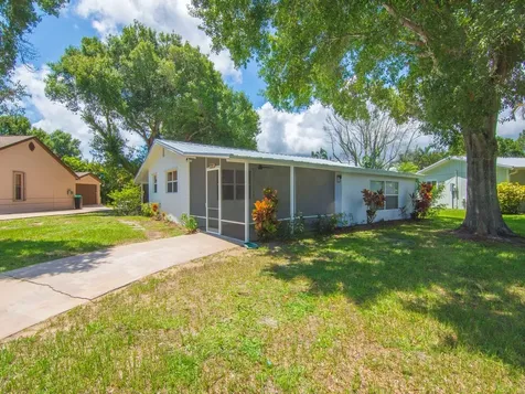 517 Park Avenue Sebastian FL 32958