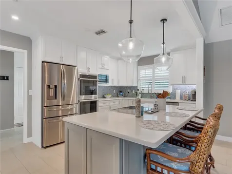 835 32nd Avenue Vero Beach FL 32960