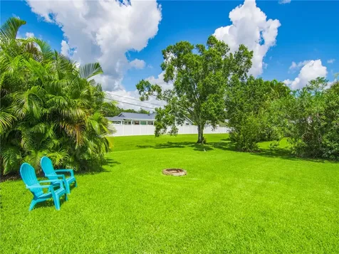 835 32nd Avenue Vero Beach FL 32960