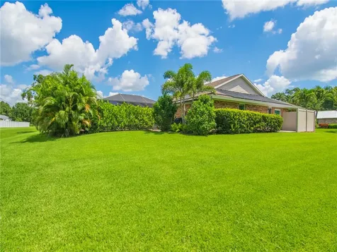 835 32nd Avenue Vero Beach FL 32960