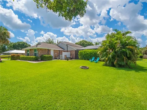 835 32nd Avenue Vero Beach FL 32960