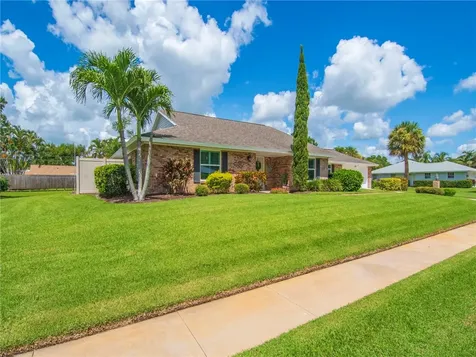 835 32nd Avenue Vero Beach FL 32960