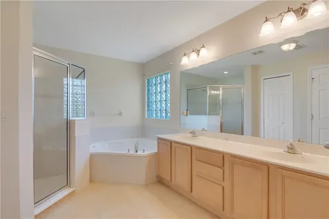 955 Southlakes Way SW Vero Beach FL 32968