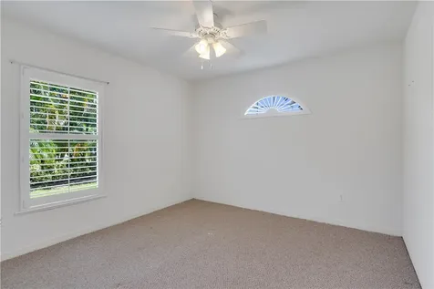 955 Southlakes Way SW Vero Beach FL 32968