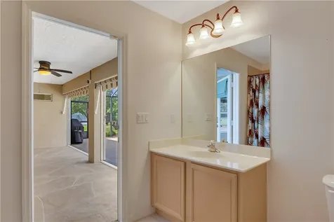 955 Southlakes Way SW Vero Beach FL 32968