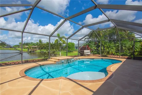 955 Southlakes Way SW Vero Beach FL 32968