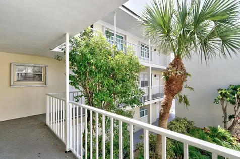 1441 Ocean Drive Vero Beach FL 32963