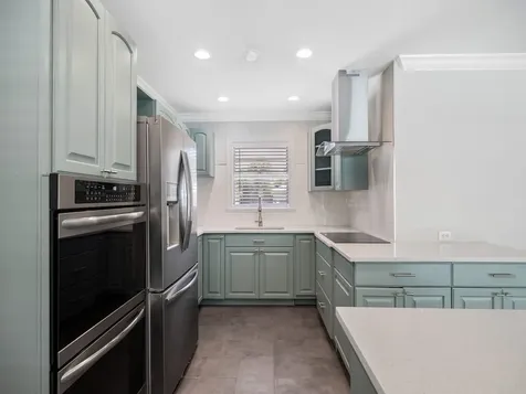 1305 35th Avenue Vero Beach FL 32960