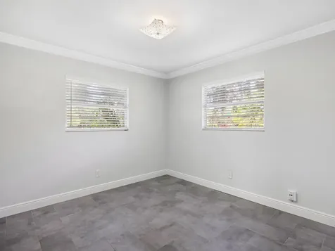 1305 35th Avenue Vero Beach FL 32960