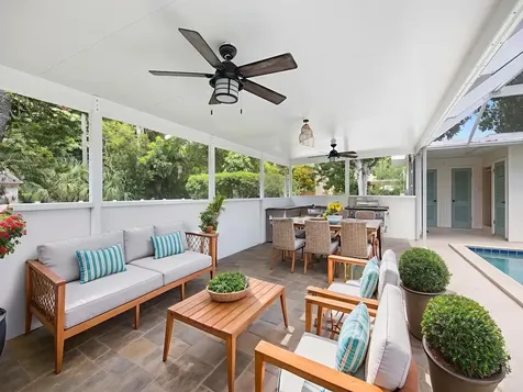 1305 35th Avenue Vero Beach FL 32960