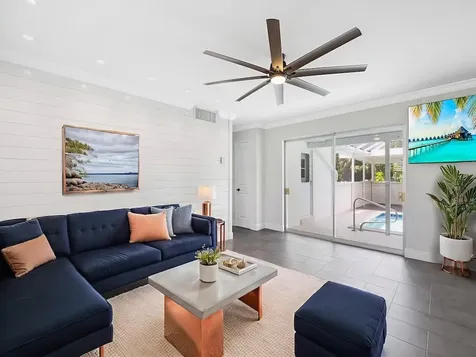 1305 35th Avenue Vero Beach FL 32960
