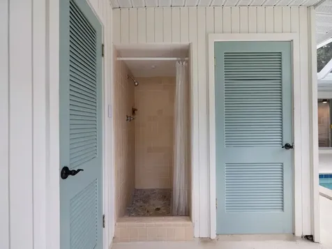 1305 35th Avenue Vero Beach FL 32960