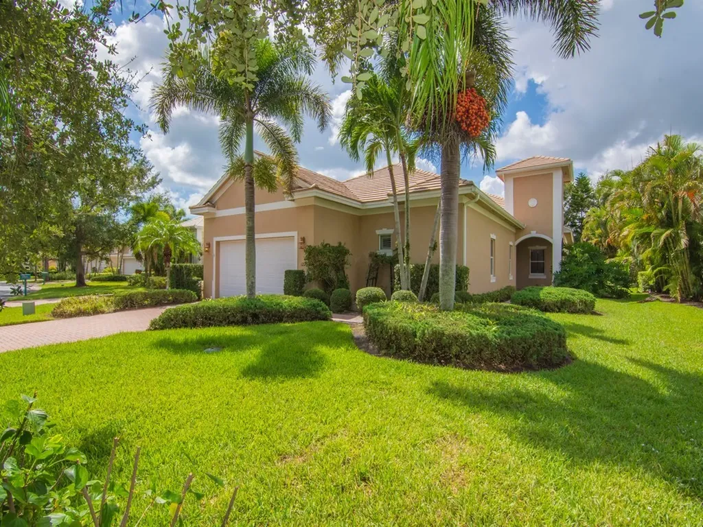 1225 River Wind Circle Vero Beach FL 32967