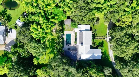 4429 16th Street Vero Beach FL 32966