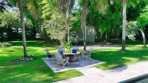 4429 16th Street Vero Beach FL 32966
