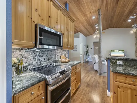 2125 Old Grove Road SW Vero Beach FL 32968