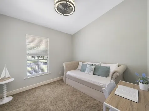 2125 Old Grove Road SW Vero Beach FL 32968