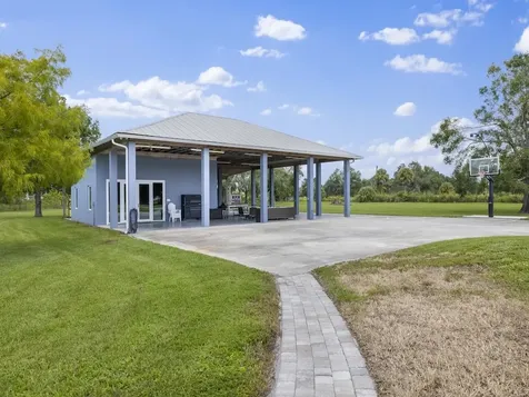 2125 Old Grove Road SW Vero Beach FL 32968