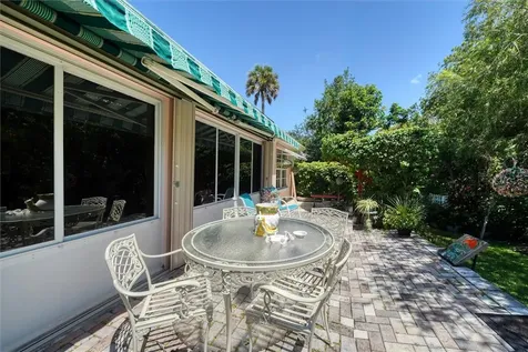 810 41st Court Vero Beach FL 32960