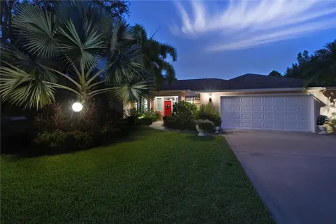 810 41st Court Vero Beach FL 32960