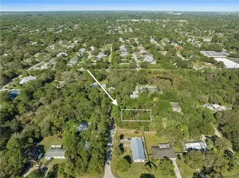 564 30th Avenue SW Vero Beach FL 32968