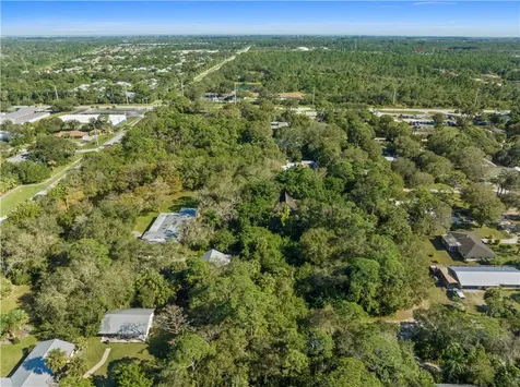 564 30th Avenue SW Vero Beach FL 32968
