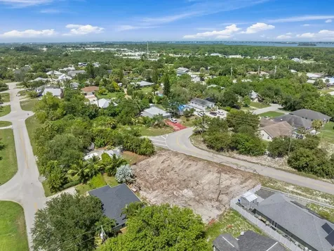 1325 2nd Road SW Vero Beach FL 32962