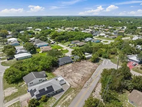 1325 2nd Road SW Vero Beach FL 32962