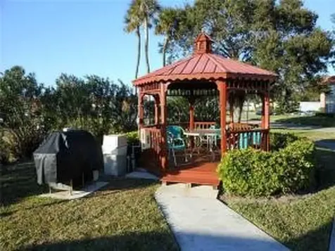 44 Woodland Drive Vero Beach FL 32962