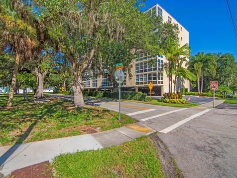 275 Date Palm Road Vero Beach FL 32963