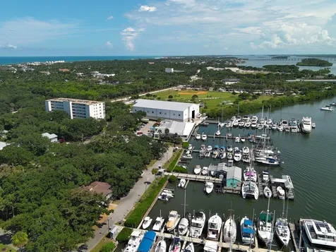 275 Date Palm Road Vero Beach FL 32963