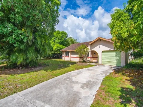 2395 8th Avenue SW Vero Beach FL 32962