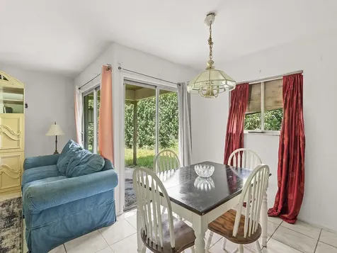 2395 8th Avenue SW Vero Beach FL 32962