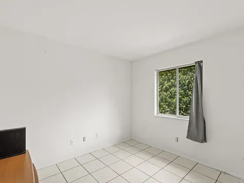 2395 8th Avenue SW Vero Beach FL 32962