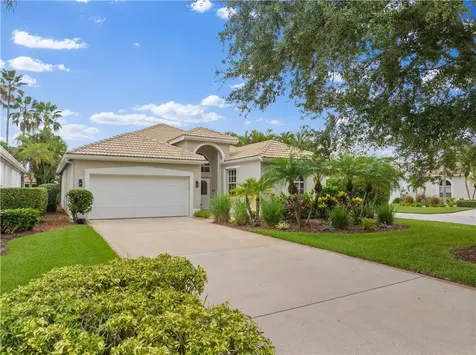 1506 SE Holyrood Lane Port St Lucie FL 34952