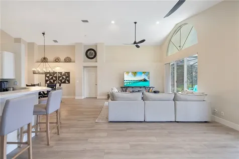 1506 SE Holyrood Lane Port St Lucie FL 34952